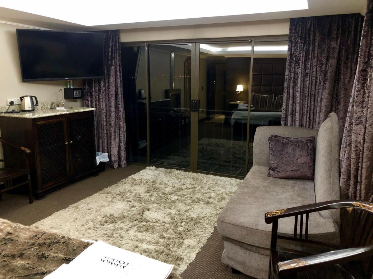 Kosmos Lodge Hartbeespoort Luaran gambar