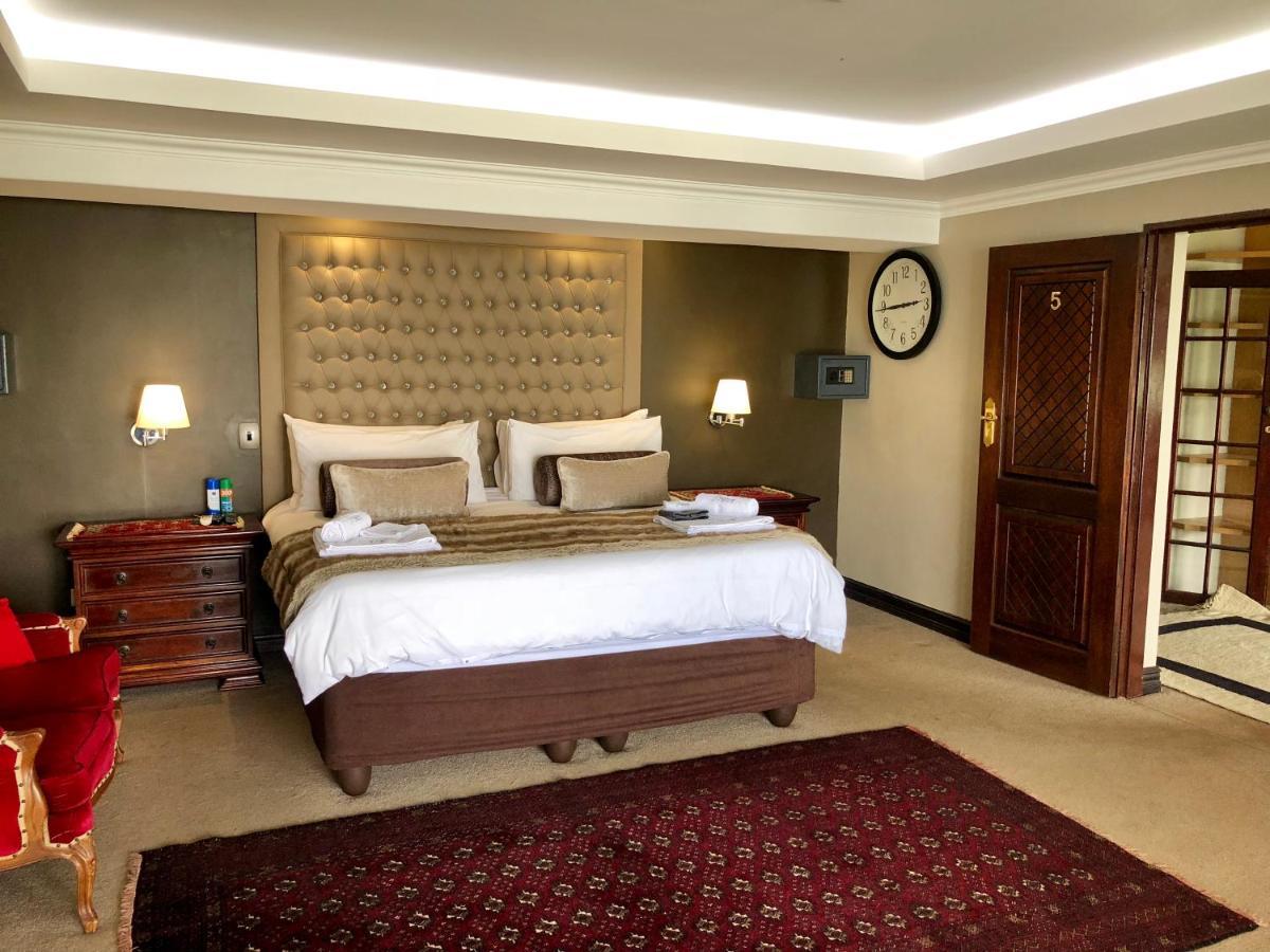 Kosmos Lodge Hartbeespoort Luaran gambar