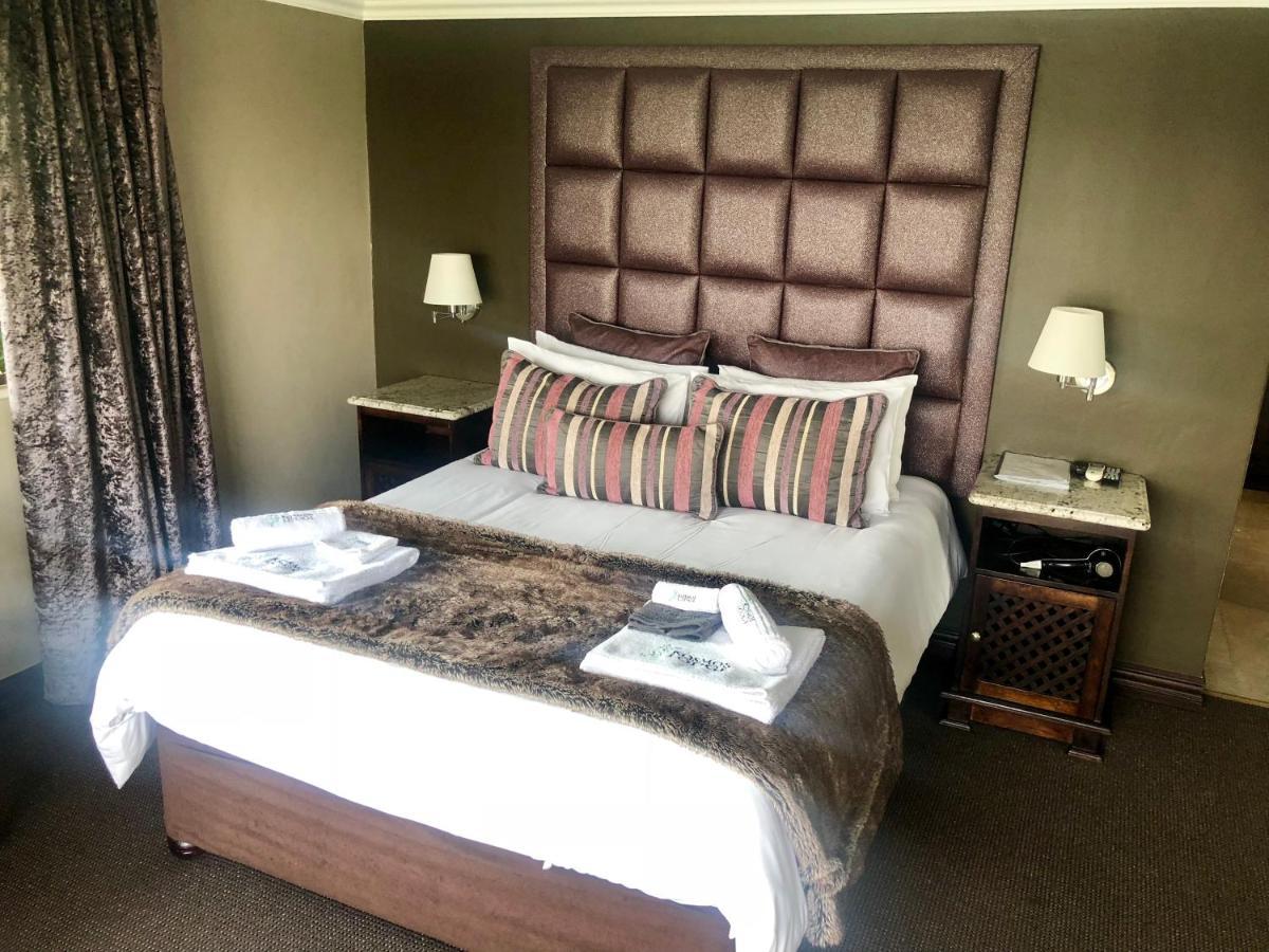 Kosmos Lodge Hartbeespoort Luaran gambar