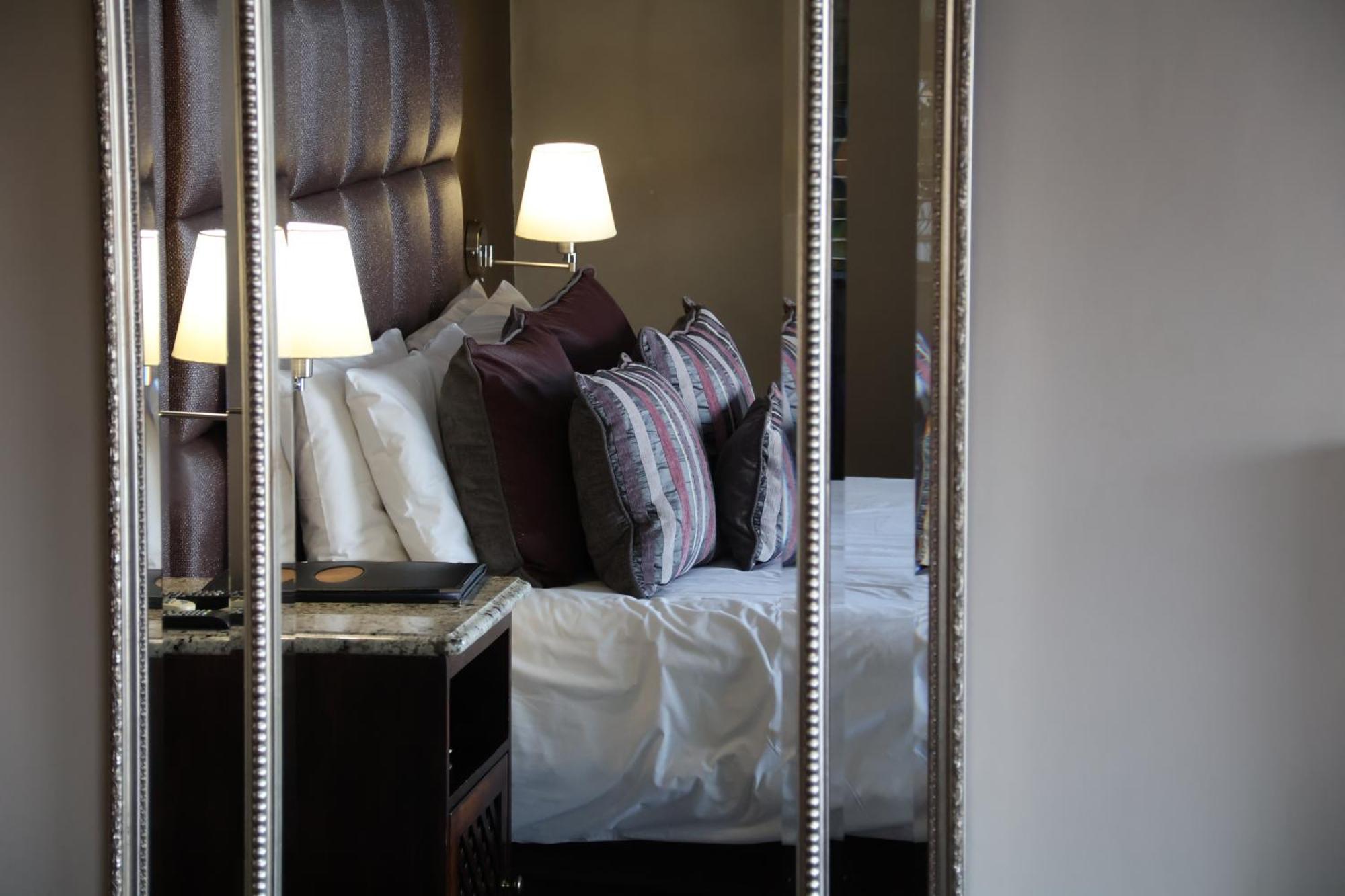 Kosmos Lodge Hartbeespoort Luaran gambar