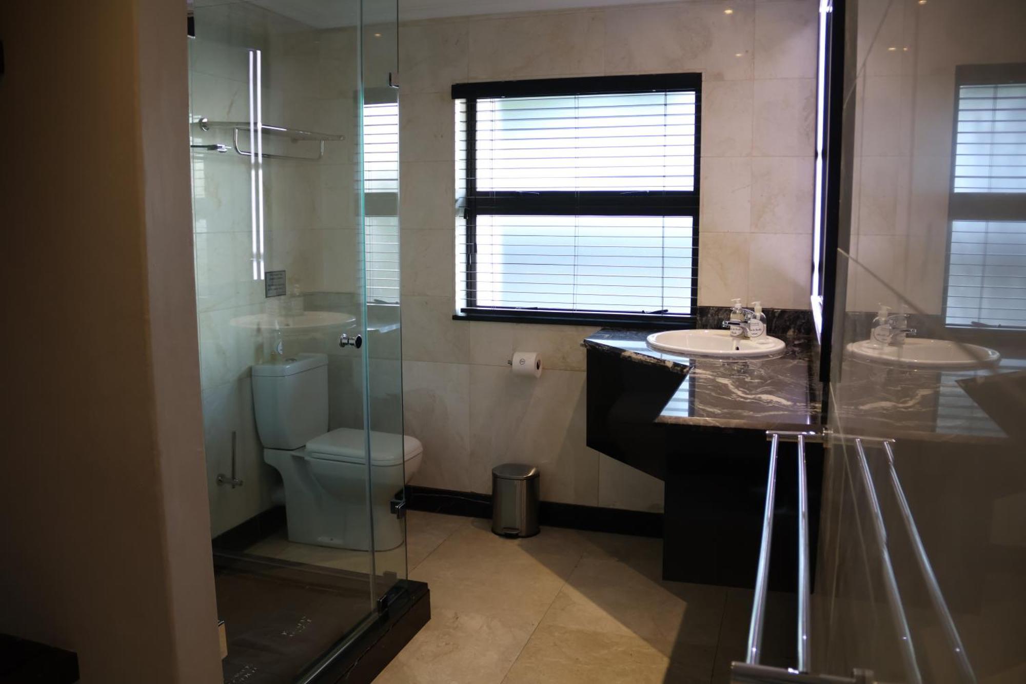 Kosmos Lodge Hartbeespoort Luaran gambar