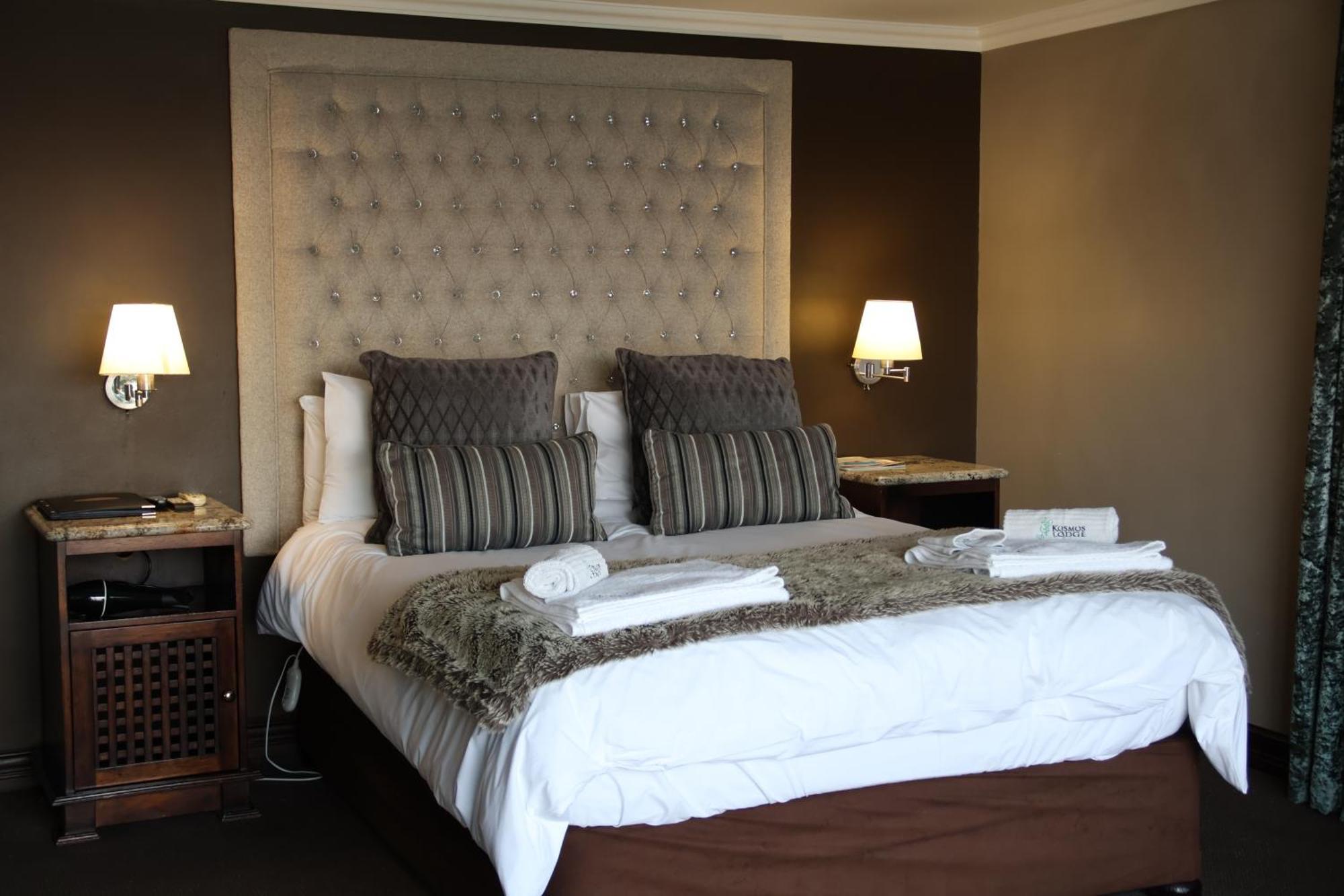 Kosmos Lodge Hartbeespoort Luaran gambar