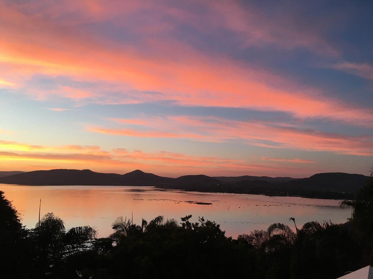 Kosmos Lodge Hartbeespoort Luaran gambar